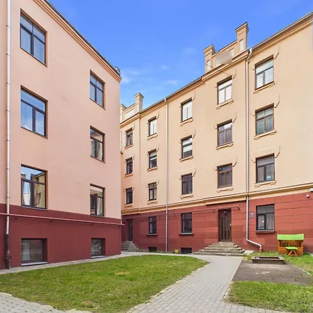 Apartman 2br Family Budget By Daugava River Riga